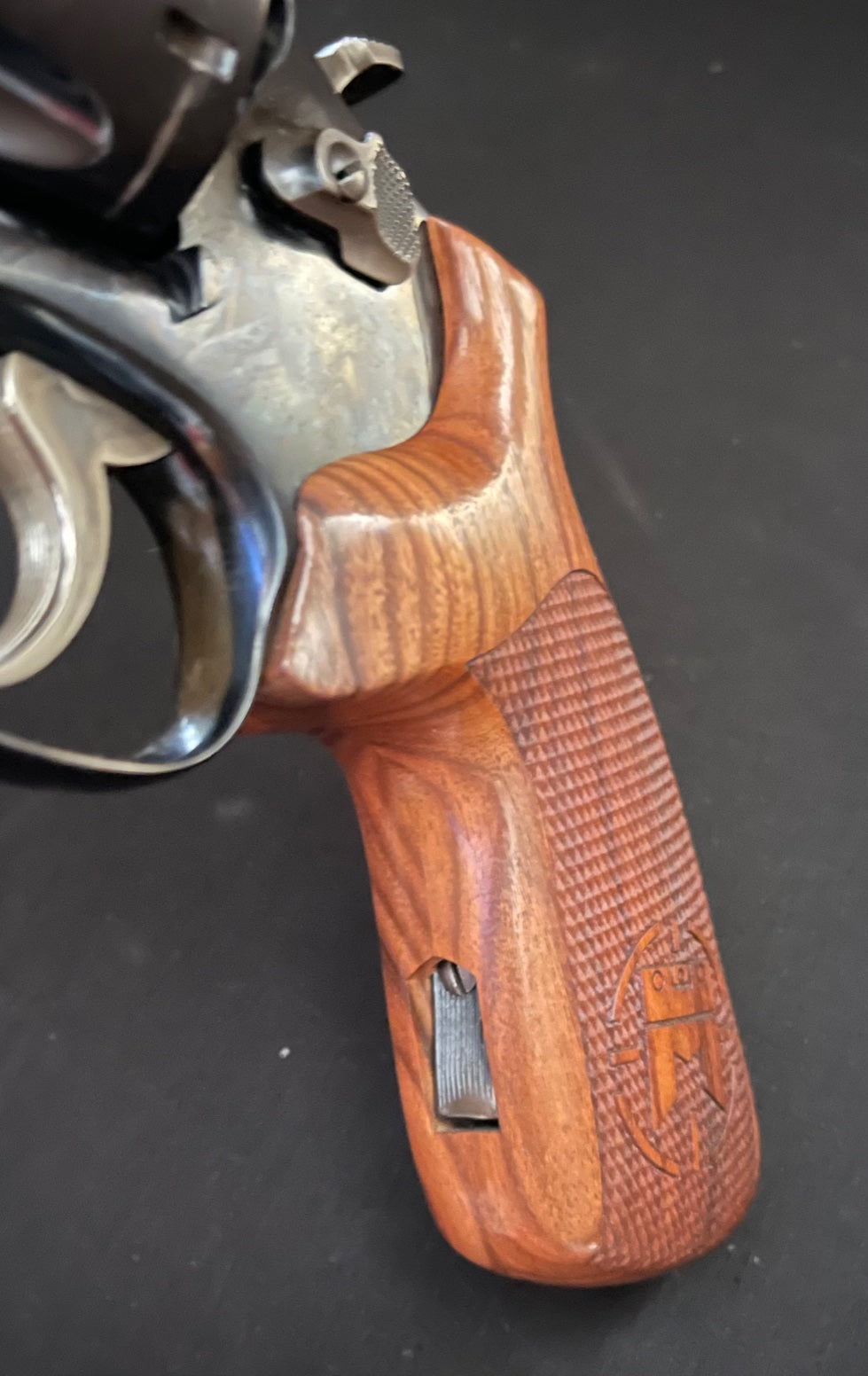 Miculek S&W Revolver Grip w/ Miculek Crosshair/Sight logo