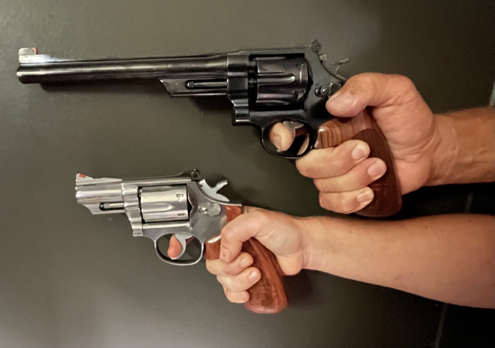 Miculek S&W Revolver Grip w/ Miculek Crosshair/Sight logo