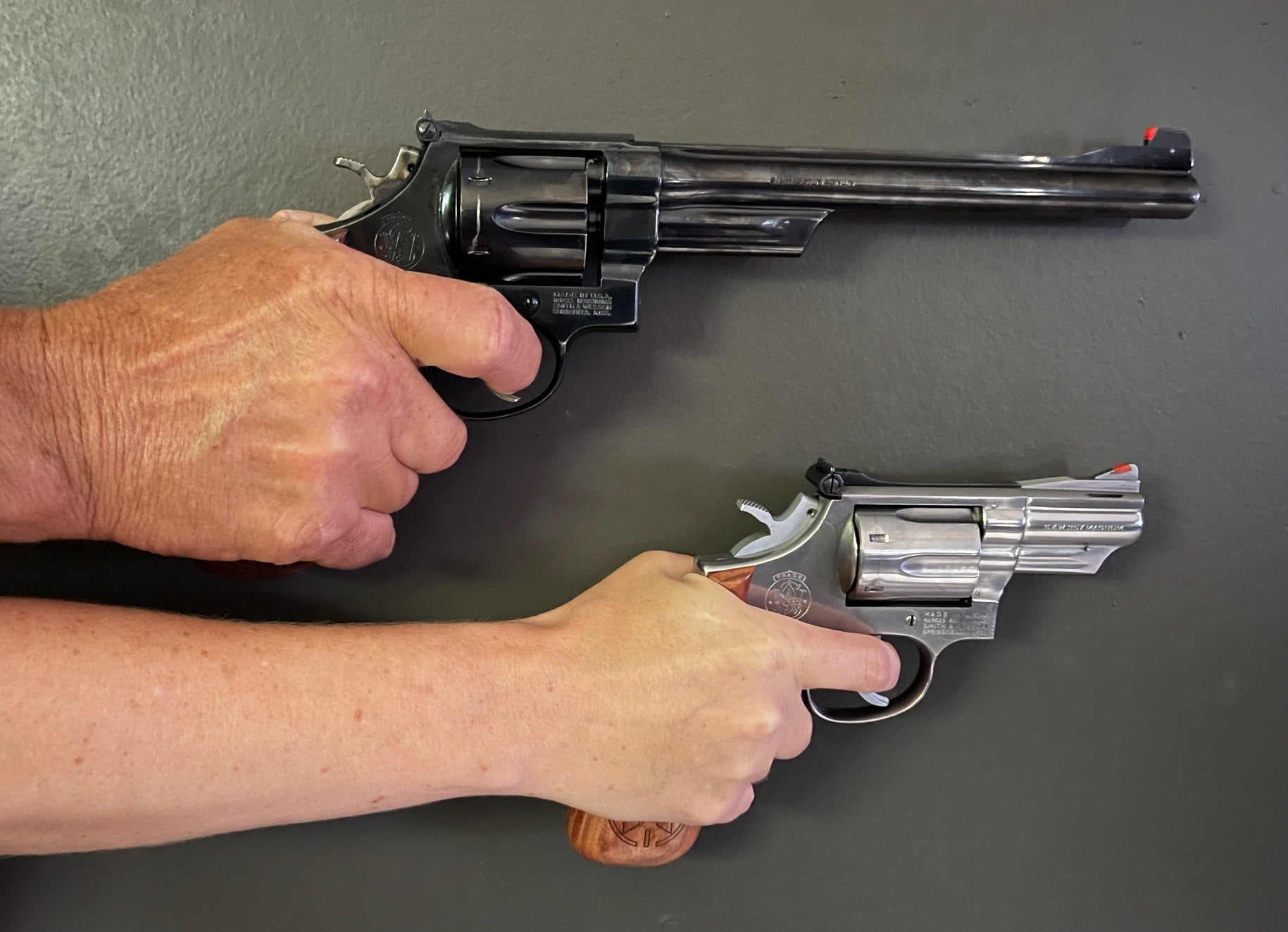 Miculek S&W Revolver Grip w/ Miculek Crosshair/Sight logo